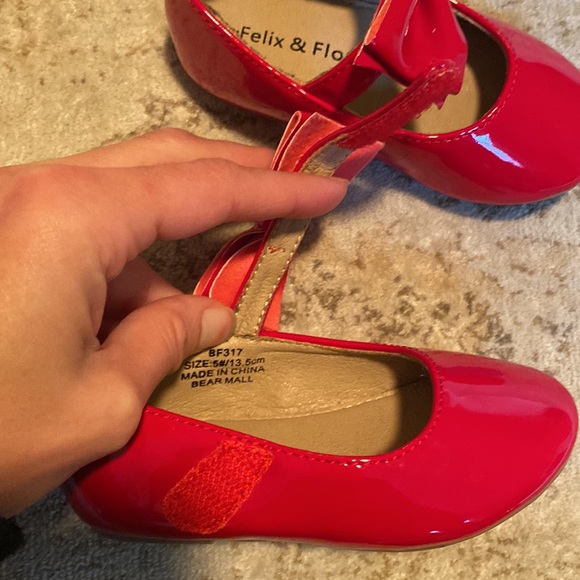 Baby Girl Size 5 Shoe Set - Picture 5 of 7